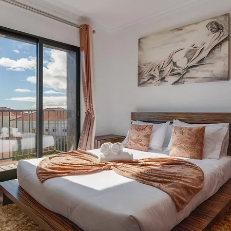 Andrade's By Madeira Caniço